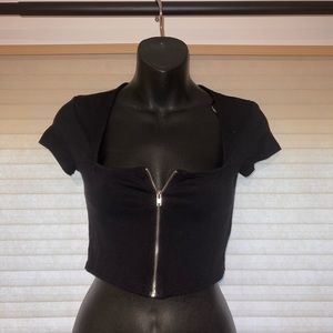 Forever 21 size small zip crop top